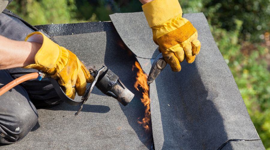 Professional metal roof installation in Algonquin, IL